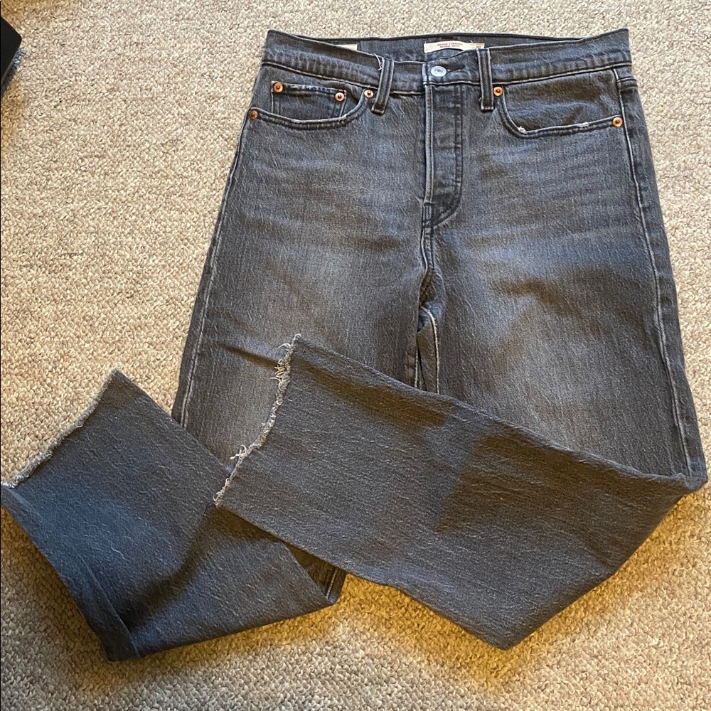 Levis Wedgie Straight Raw Hem Grey Jeans Sz 28